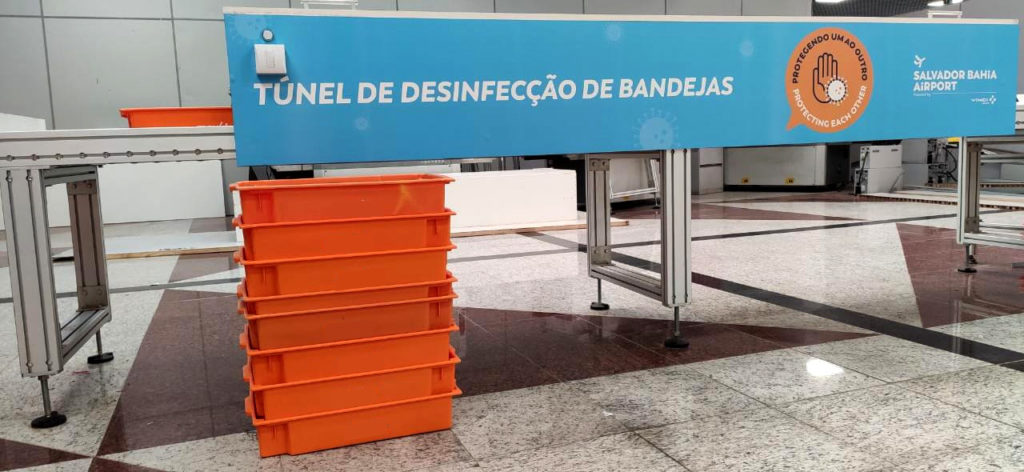 Salvador Bahia Airport cria túnel de desinfecção para acelerar higienização de bandejas
